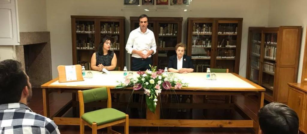 Sessão de apresentação do Livro “Más Línguas Boas Conversas”, de Tânia Rei